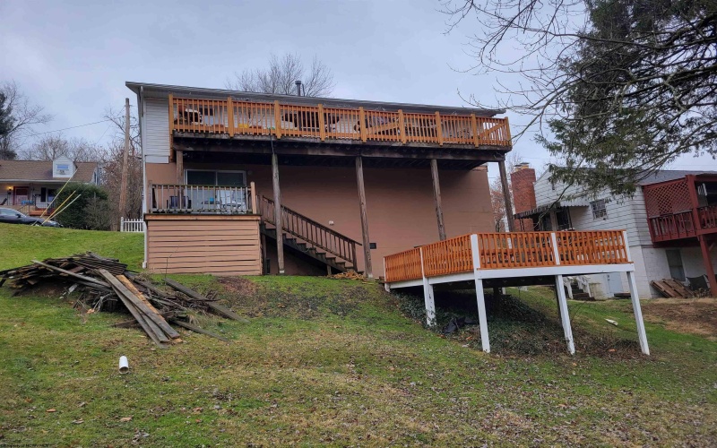 929 Garrison Avenue, Morgantown, West Virginia 26505, 3 Bedrooms Bedrooms, 7 Rooms Rooms,2 BathroomsBathrooms,Single Family Detached,For Sale,Garrison,10158001