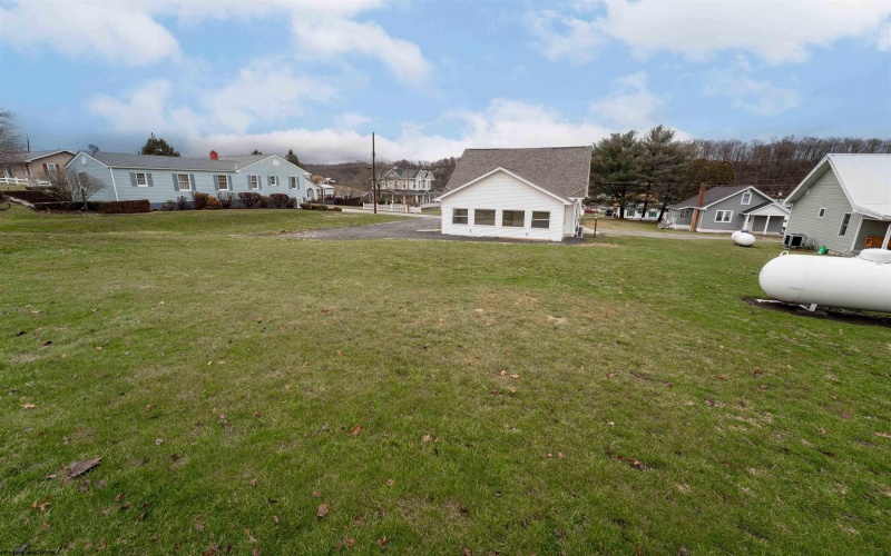 59 Armstrong Avenue, Bruceton Mills, West Virginia 26525, 3 Bedrooms Bedrooms, 9 Rooms Rooms,2 BathroomsBathrooms,Single Family Detached,For Sale,Armstrong,10158014