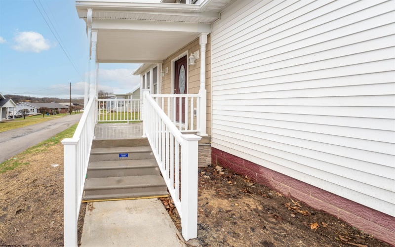 59 Armstrong Avenue, Bruceton Mills, West Virginia 26525, 3 Bedrooms Bedrooms, 9 Rooms Rooms,2 BathroomsBathrooms,Single Family Detached,For Sale,Armstrong,10158014