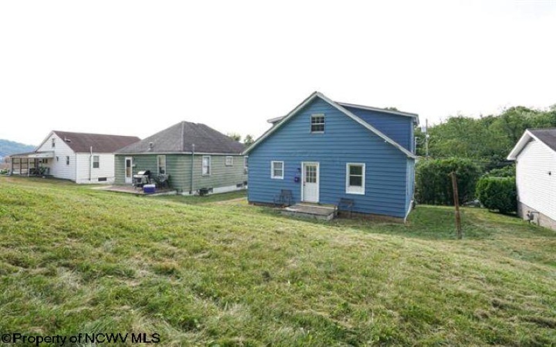 1605 18th Street, Clarksburg, West Virginia 26301, 4 Bedrooms Bedrooms, 7 Rooms Rooms,1 BathroomBathrooms,Single Family Detached,For Sale,18th,10158037