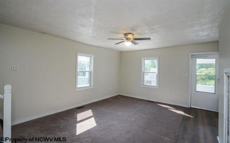 1605 18th Street, Clarksburg, West Virginia 26301, 4 Bedrooms Bedrooms, 7 Rooms Rooms,1 BathroomBathrooms,Single Family Detached,For Sale,18th,10158037