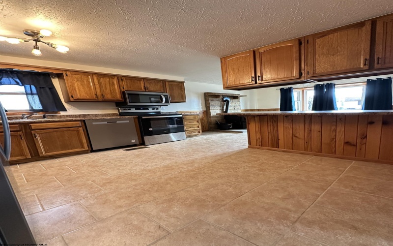 115 Conway Drive, Elkins, West Virginia 26241, 3 Bedrooms Bedrooms, 9 Rooms Rooms,1 BathroomBathrooms,Single Family Detached,For Sale,Conway,10158142