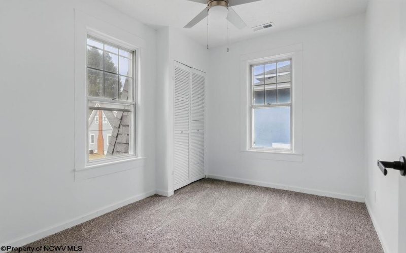 216 Davisson Street, Bridgeport, West Virginia 26330, 4 Bedrooms Bedrooms, 7 Rooms Rooms,2 BathroomsBathrooms,Single Family Detached,For Sale,Davisson,10158202