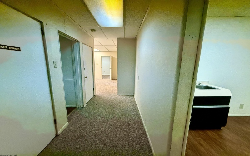 321 & 321 1/2 FAIRMONT Avenue, Fairmont, West Virginia 26554, ,Multi-unit/income,For Sale,FAIRMONT,10158214