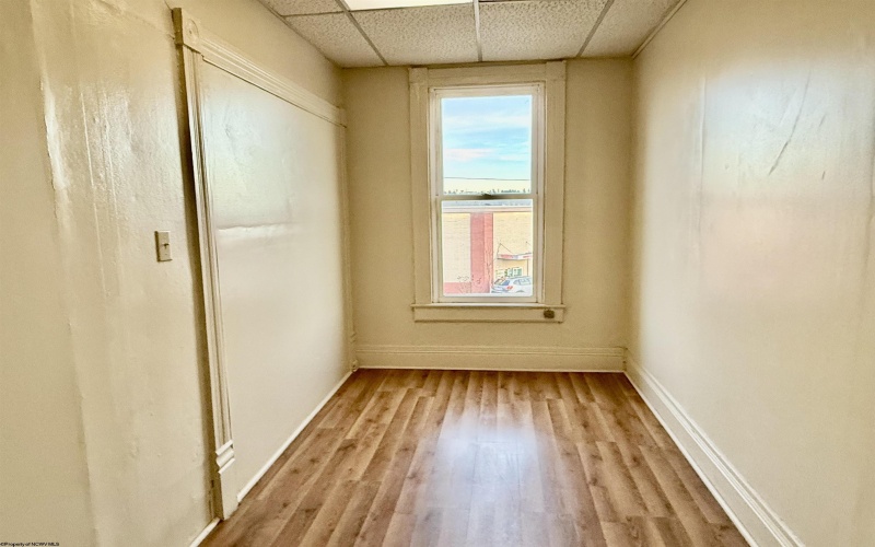 321 & 321 1/2 FAIRMONT Avenue, Fairmont, West Virginia 26554, ,Multi-unit/income,For Sale,FAIRMONT,10158214