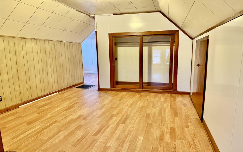 321 & 321 1/2 FAIRMONT Avenue, Fairmont, West Virginia 26554, ,Multi-unit/income,For Sale,FAIRMONT,10158214