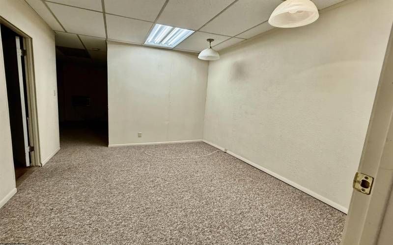 321 & 321 1/2 FAIRMONT Avenue, Fairmont, West Virginia 26554, ,Multi-unit/income,For Sale,FAIRMONT,10158214