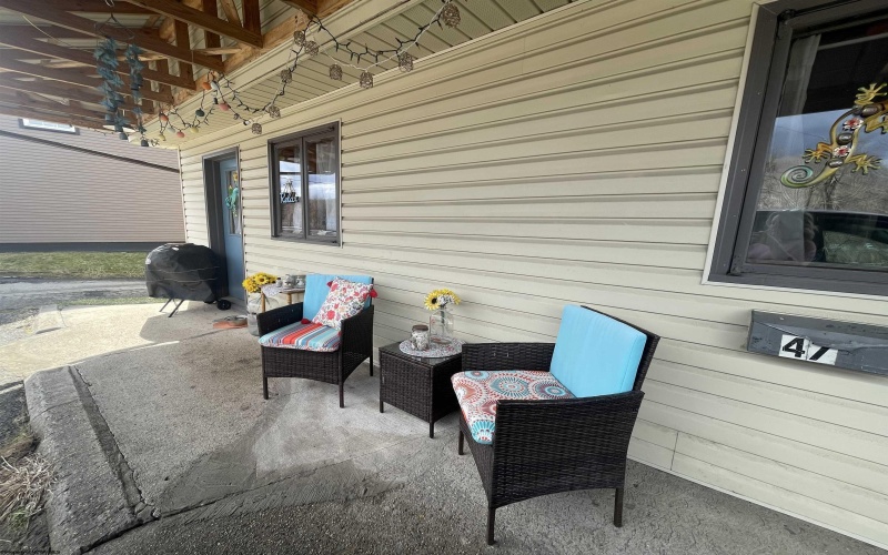 45 & 47 Beech Avenue, Philippi, West Virginia 26416, ,Multi-unit/income,For Sale,Beech,10158240