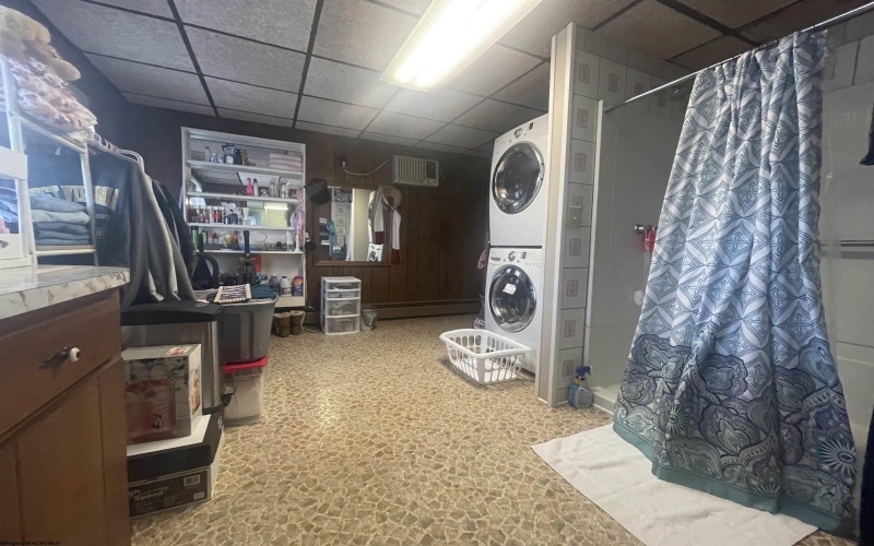 45 & 47 Beech Avenue, Philippi, West Virginia 26416, ,Multi-unit/income,For Sale,Beech,10158240