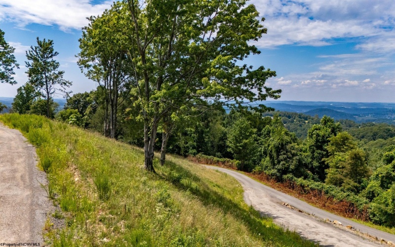 110 Aurora Court, Morgantown, West Virginia 26508, ,Lots/land,For Sale,Aurora,10158358