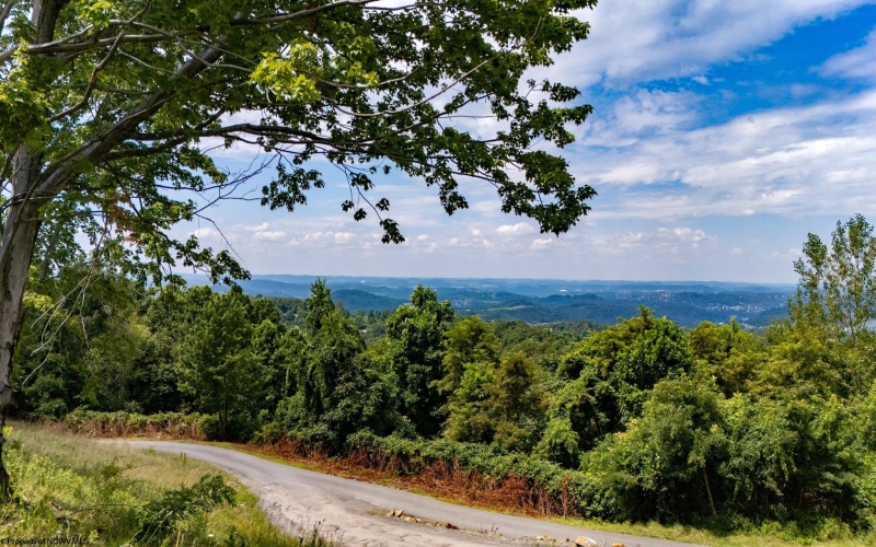 110 Aurora Court, Morgantown, West Virginia 26508, ,Lots/land,For Sale,Aurora,10158358