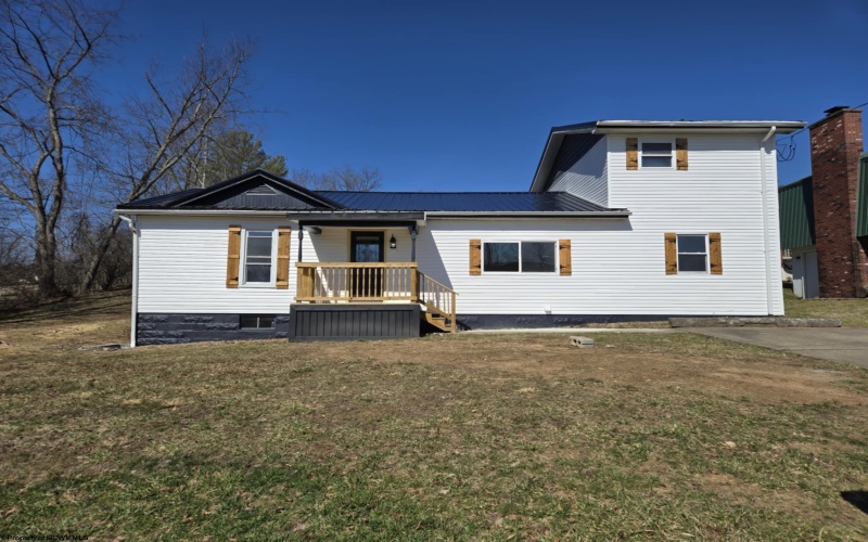 408 Pearcy Avenue, Bridgeport, West Virginia 26330, 3 Bedrooms Bedrooms, 7 Rooms Rooms,2 BathroomsBathrooms,Single Family Detached,For Sale,Pearcy,10158343