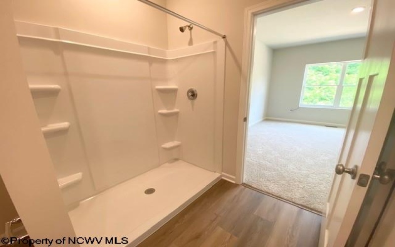818 Bogey Lane, Maidsville, West Virginia 26541, 3 Bedrooms Bedrooms, 6 Rooms Rooms,2 BathroomsBathrooms,Single Family Detached,For Sale,Bogey,10158377