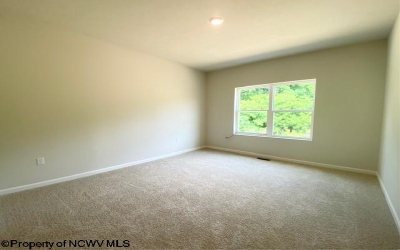 818 Bogey Lane, Maidsville, West Virginia 26541, 3 Bedrooms Bedrooms, 6 Rooms Rooms,2 BathroomsBathrooms,Single Family Detached,For Sale,Bogey,10158377