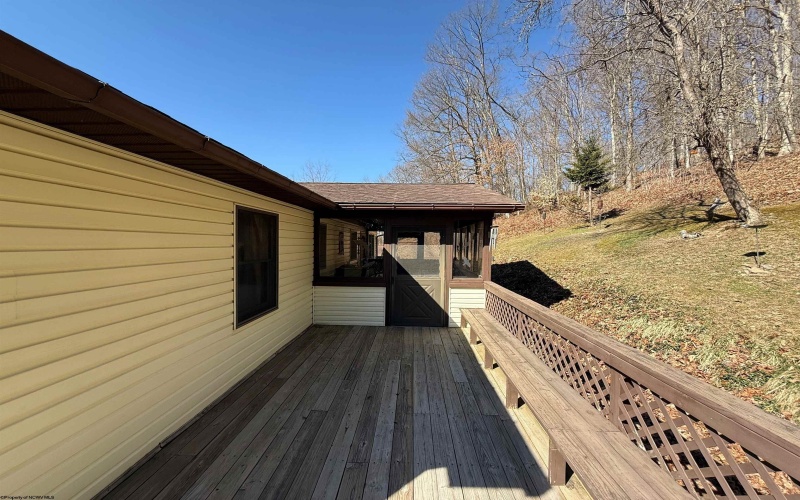 344 Harpertown Road, Elkins, West Virginia 26241, 4 Bedrooms Bedrooms, 8 Rooms Rooms,3 BathroomsBathrooms,Single Family Detached,For Sale,Harpertown,10158388