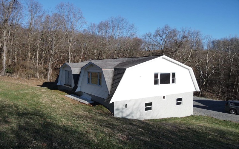 189 Locust Street, Jane Lew, West Virginia 26378, 4 Bedrooms Bedrooms, 7 Rooms Rooms,2 BathroomsBathrooms,Single Family Detached,For Sale,Locust,10158427