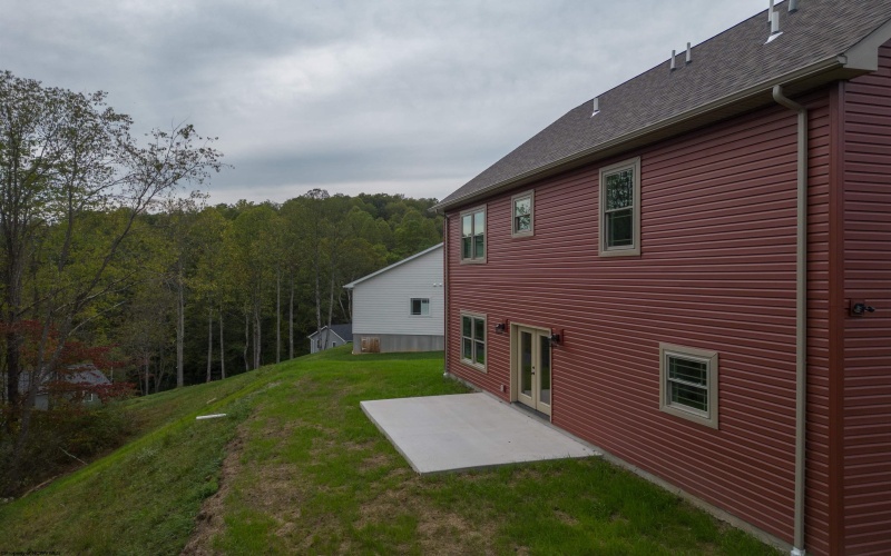 210 Frisco Lane, Bridgeport, West Virginia 26330, 4 Bedrooms Bedrooms, 8 Rooms Rooms,3 BathroomsBathrooms,Single Family Detached,For Sale,Frisco,10158435