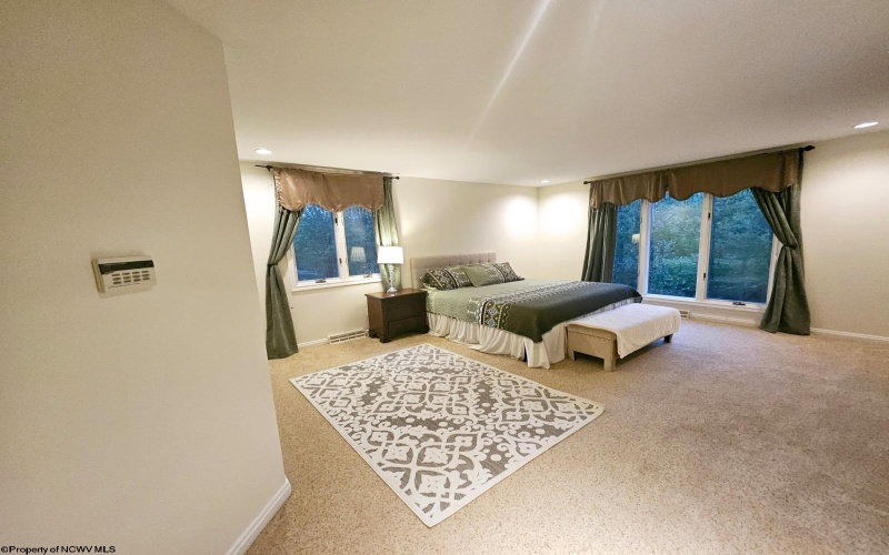 58 Brookside Lane, Morgantown, West Virginia 26505, 4 Bedrooms Bedrooms, 13 Rooms Rooms,3 BathroomsBathrooms,Single Family Detached,For Sale,Brookside,10158437