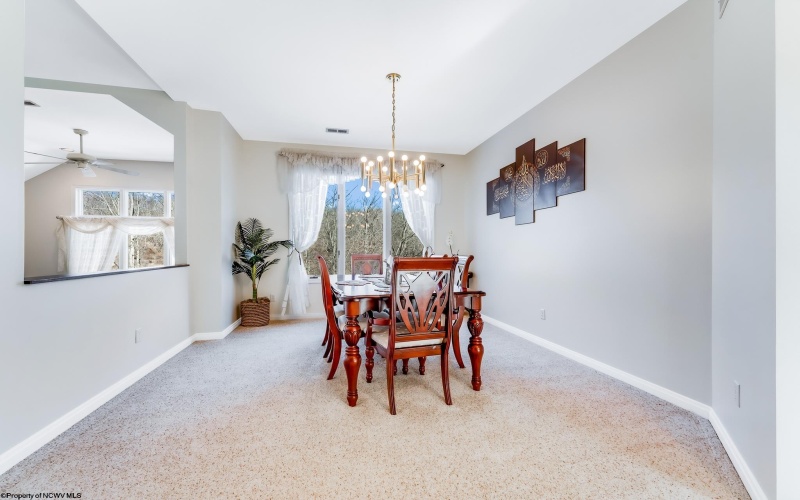 58 Brookside Lane, Morgantown, West Virginia 26505, 4 Bedrooms Bedrooms, 13 Rooms Rooms,3 BathroomsBathrooms,Single Family Detached,For Sale,Brookside,10158437