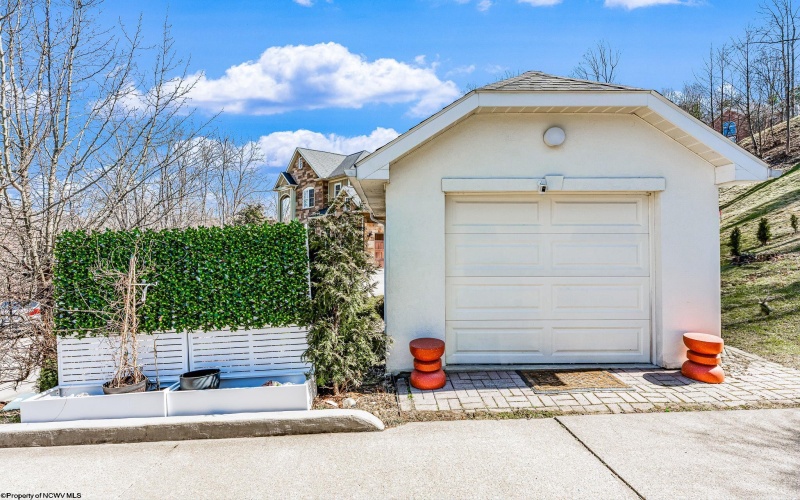 58 Brookside Lane, Morgantown, West Virginia 26505, 4 Bedrooms Bedrooms, 13 Rooms Rooms,3 BathroomsBathrooms,Single Family Detached,For Sale,Brookside,10158437