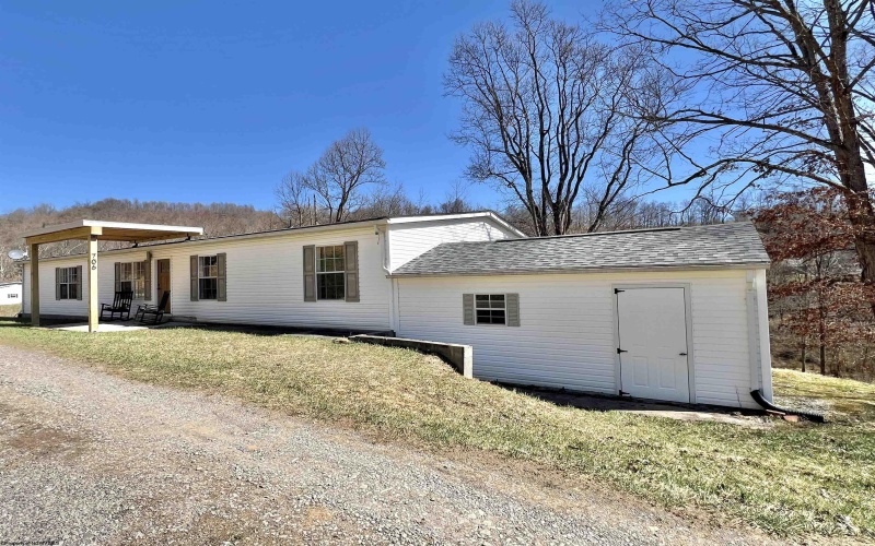 706 poplar Street, Jane Lew, West Virginia 26378, 5 Bedrooms Bedrooms, 9 Rooms Rooms,3 BathroomsBathrooms,Single Family Detached,For Sale,poplar,10158444