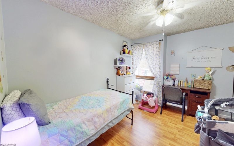 907 Maple Avenue, Grafton, West Virginia 26354, 3 Bedrooms Bedrooms, 11 Rooms Rooms,3 BathroomsBathrooms,Single Family Detached,For Sale,Maple,10158443