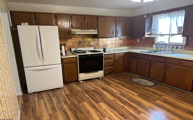 165 Allen Street, Hepzibah, West Virginia 26369, 3 Bedrooms Bedrooms, 5 Rooms Rooms,1 BathroomBathrooms,Single Family Detached,For Sale,Allen,10157489