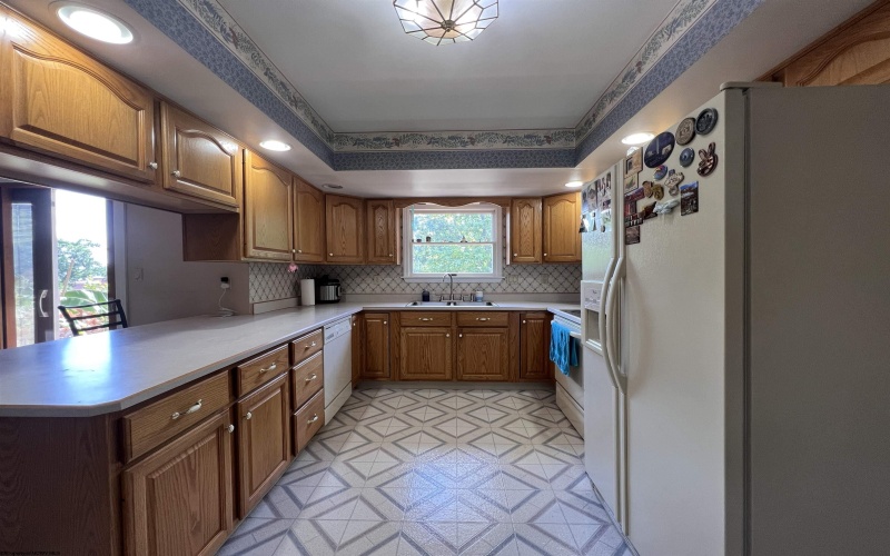 1283 Woodruff Place, Morgantown, West Virginia 26505, 4 Bedrooms Bedrooms, 8 Rooms Rooms,3 BathroomsBathrooms,Residential Rentals,For Rent,Woodruff,10158455