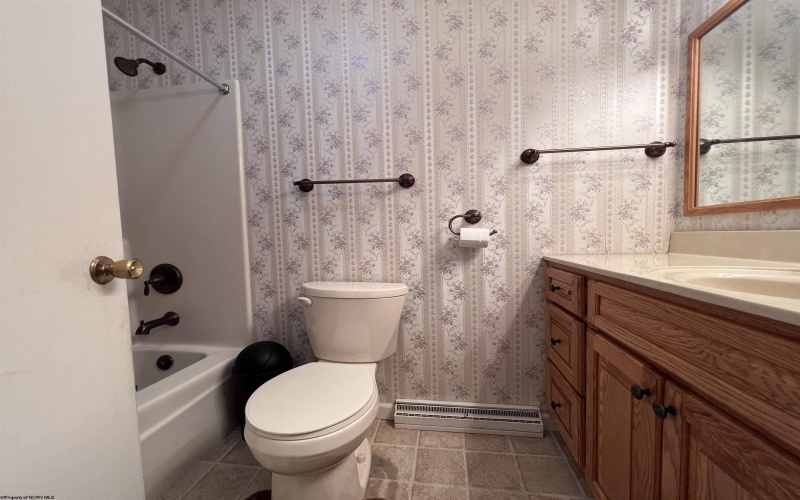 1283 Woodruff Place, Morgantown, West Virginia 26505, 4 Bedrooms Bedrooms, 8 Rooms Rooms,3 BathroomsBathrooms,Residential Rentals,For Rent,Woodruff,10158455