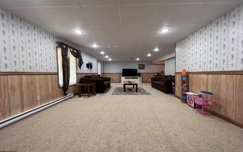 1283 Woodruff Place, Morgantown, West Virginia 26505, 4 Bedrooms Bedrooms, 8 Rooms Rooms,3 BathroomsBathrooms,Residential Rentals,For Rent,Woodruff,10158455