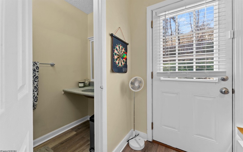 113 Tower Lane, Westover, West Virginia 26501, 3 Bedrooms Bedrooms, 5 Rooms Rooms,1 BathroomBathrooms,Single Family Detached,For Sale,Tower,10158469