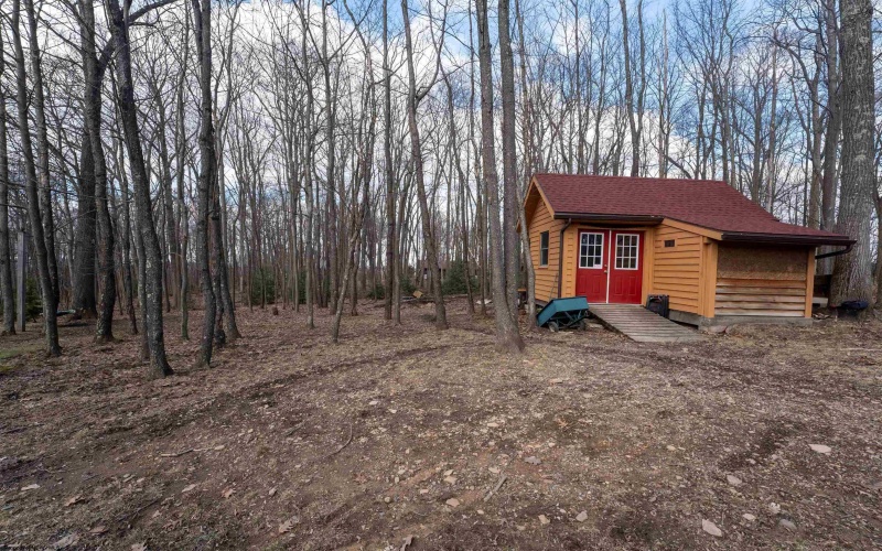 221 Sumac Circle, Morgantown, West Virginia 26508, 3 Bedrooms Bedrooms, 9 Rooms Rooms,2 BathroomsBathrooms,Single Family Detached,For Sale,Sumac,10158471