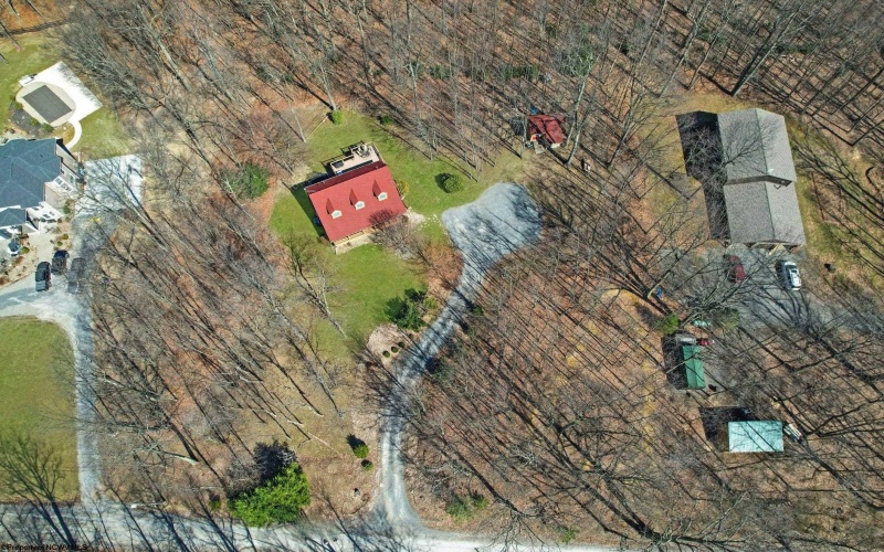 221 Sumac Circle, Morgantown, West Virginia 26508, 3 Bedrooms Bedrooms, 9 Rooms Rooms,2 BathroomsBathrooms,Single Family Detached,For Sale,Sumac,10158471