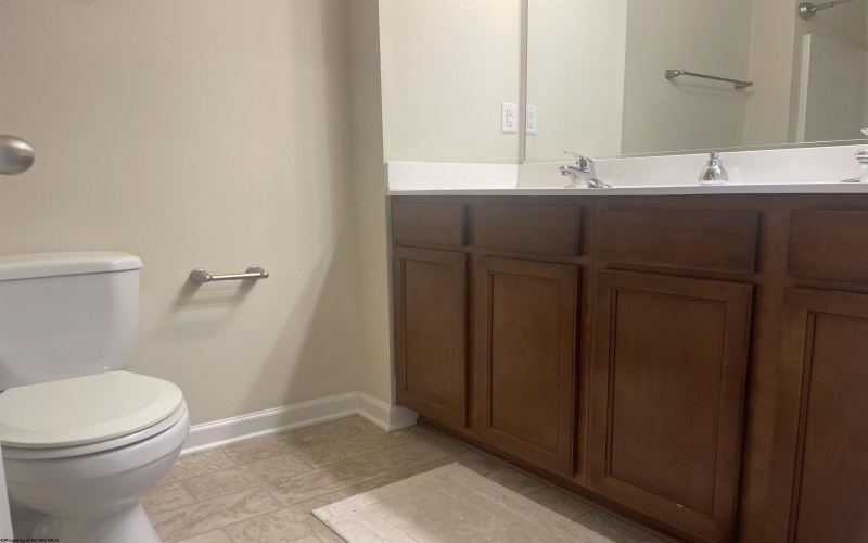 323 Falcon Run, Morgantown, West Virginia 26508, 3 Bedrooms Bedrooms, 5 Rooms Rooms,3 BathroomsBathrooms,Residential Rentals,For Rent,Falcon,10158489