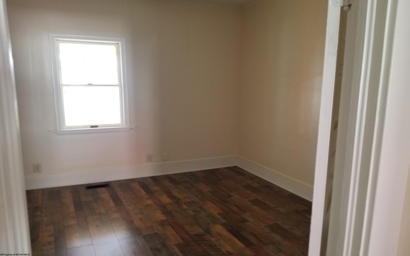 825 Second Street, Weston, West Virginia 26452, 3 Bedrooms Bedrooms, 6 Rooms Rooms,1 BathroomBathrooms,Single Family Detached,For Sale,Second,10158514
