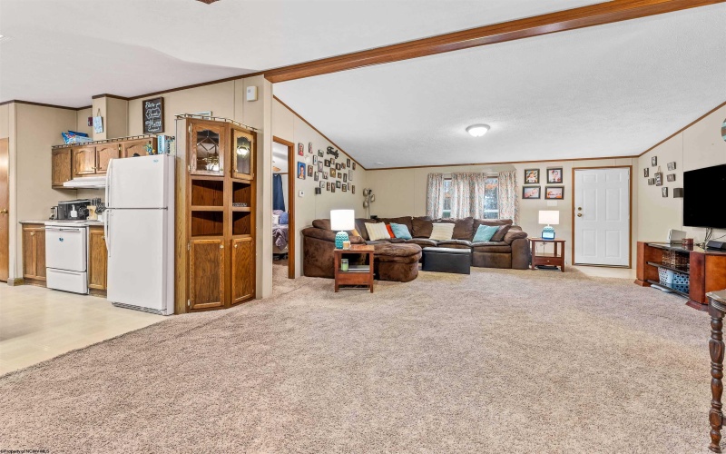 675 Pond Road, Morgantown, West Virginia 26508, 3 Bedrooms Bedrooms, 8 Rooms Rooms,2 BathroomsBathrooms,Single Family Detached,For Sale,Pond,10158531