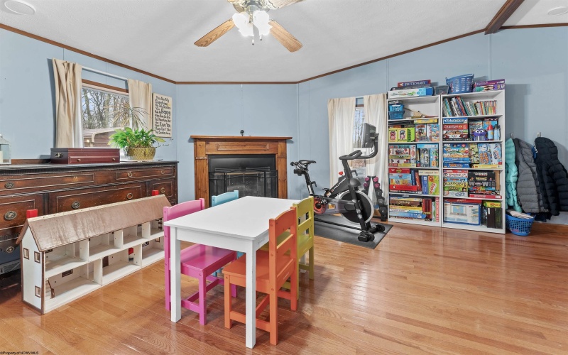 675 Pond Road, Morgantown, West Virginia 26508, 3 Bedrooms Bedrooms, 8 Rooms Rooms,2 BathroomsBathrooms,Single Family Detached,For Sale,Pond,10158531