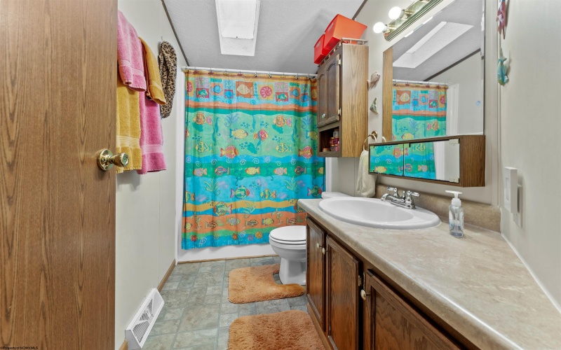 675 Pond Road, Morgantown, West Virginia 26508, 3 Bedrooms Bedrooms, 8 Rooms Rooms,2 BathroomsBathrooms,Single Family Detached,For Sale,Pond,10158531