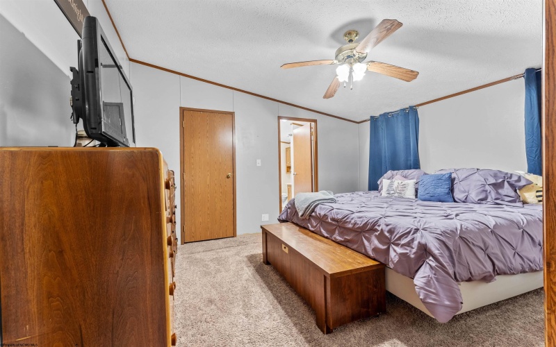 675 Pond Road, Morgantown, West Virginia 26508, 3 Bedrooms Bedrooms, 8 Rooms Rooms,2 BathroomsBathrooms,Single Family Detached,For Sale,Pond,10158531
