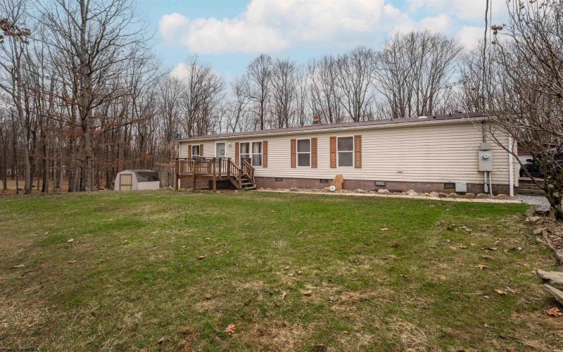 675 Pond Road, Morgantown, West Virginia 26508, 3 Bedrooms Bedrooms, 8 Rooms Rooms,2 BathroomsBathrooms,Single Family Detached,For Sale,Pond,10158531