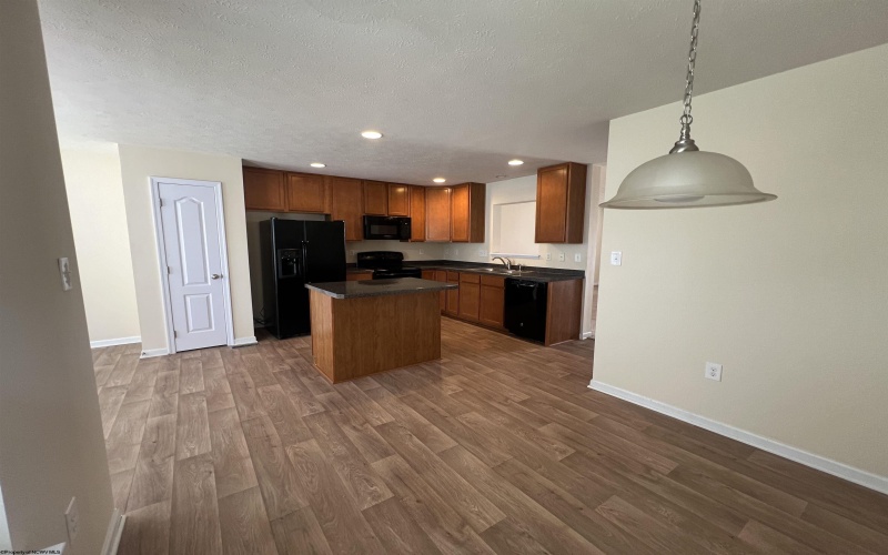 317 Falcon Run, Morgantown, West Virginia 26508, 3 Bedrooms Bedrooms, 5 Rooms Rooms,3 BathroomsBathrooms,Residential Rentals,For Rent,Falcon,10158558