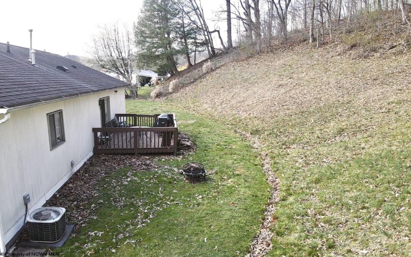 626 Rohr Street, Weston, West Virginia 26452, 3 Bedrooms Bedrooms, 6 Rooms Rooms,1 BathroomBathrooms,Single Family Detached,For Sale,Rohr,10158561