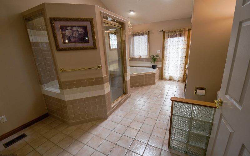 1405 Far Meadows, Morgantown, West Virginia 26508, 4 Bedrooms Bedrooms, 13 Rooms Rooms,4 BathroomsBathrooms,Residential Rentals,For Rent,Far,10158575