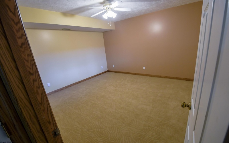 1405 Far Meadows, Morgantown, West Virginia 26508, 4 Bedrooms Bedrooms, 13 Rooms Rooms,4 BathroomsBathrooms,Residential Rentals,For Rent,Far,10158575