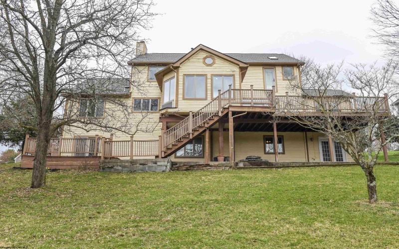 1405 Far Meadows, Morgantown, West Virginia 26508, 4 Bedrooms Bedrooms, 13 Rooms Rooms,4 BathroomsBathrooms,Residential Rentals,For Rent,Far,10158575