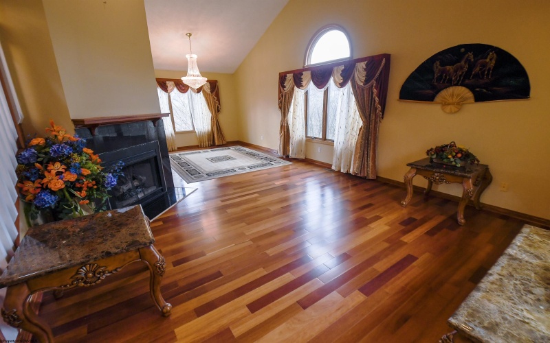 1405 Far Meadows, Morgantown, West Virginia 26508, 4 Bedrooms Bedrooms, 13 Rooms Rooms,4 BathroomsBathrooms,Residential Rentals,For Rent,Far,10158575