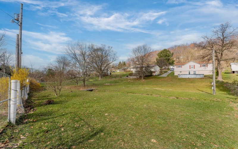 566 Brookhaven Road, Morgantown, West Virginia 26505, 2 Bedrooms Bedrooms, 6 Rooms Rooms,1 BathroomBathrooms,Single Family Detached,For Sale,Brookhaven,10158578