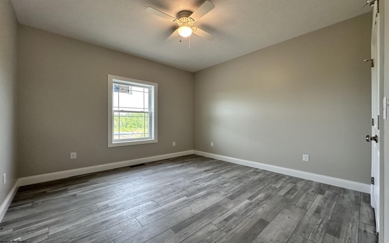 134 High Pointe Drive, Fairmont, West Virginia 26554, 3 Bedrooms Bedrooms, 6 Rooms Rooms,2 BathroomsBathrooms,Single Family Detached,For Sale,High Pointe,10158580