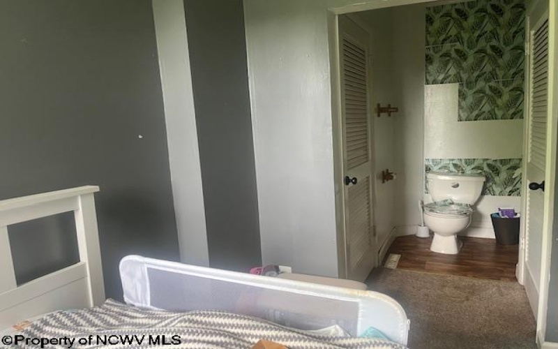 1540 1/2 Country Club Road, Fairmont, West Virginia 26554, 3 Bedrooms Bedrooms, 5 Rooms Rooms,2 BathroomsBathrooms,Single Family Detached,For Sale,Country Club,10158335