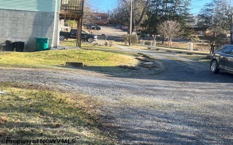 1540 1/2 Country Club Road, Fairmont, West Virginia 26554, 3 Bedrooms Bedrooms, 5 Rooms Rooms,2 BathroomsBathrooms,Single Family Detached,For Sale,Country Club,10158335